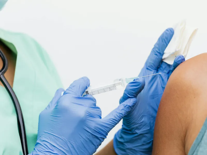 what are vitamin b12 shots for