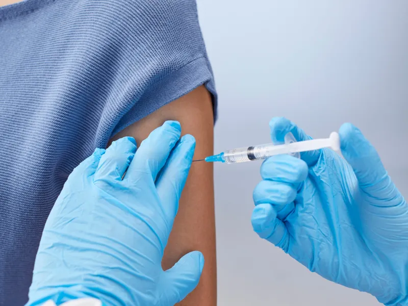what is mic b12